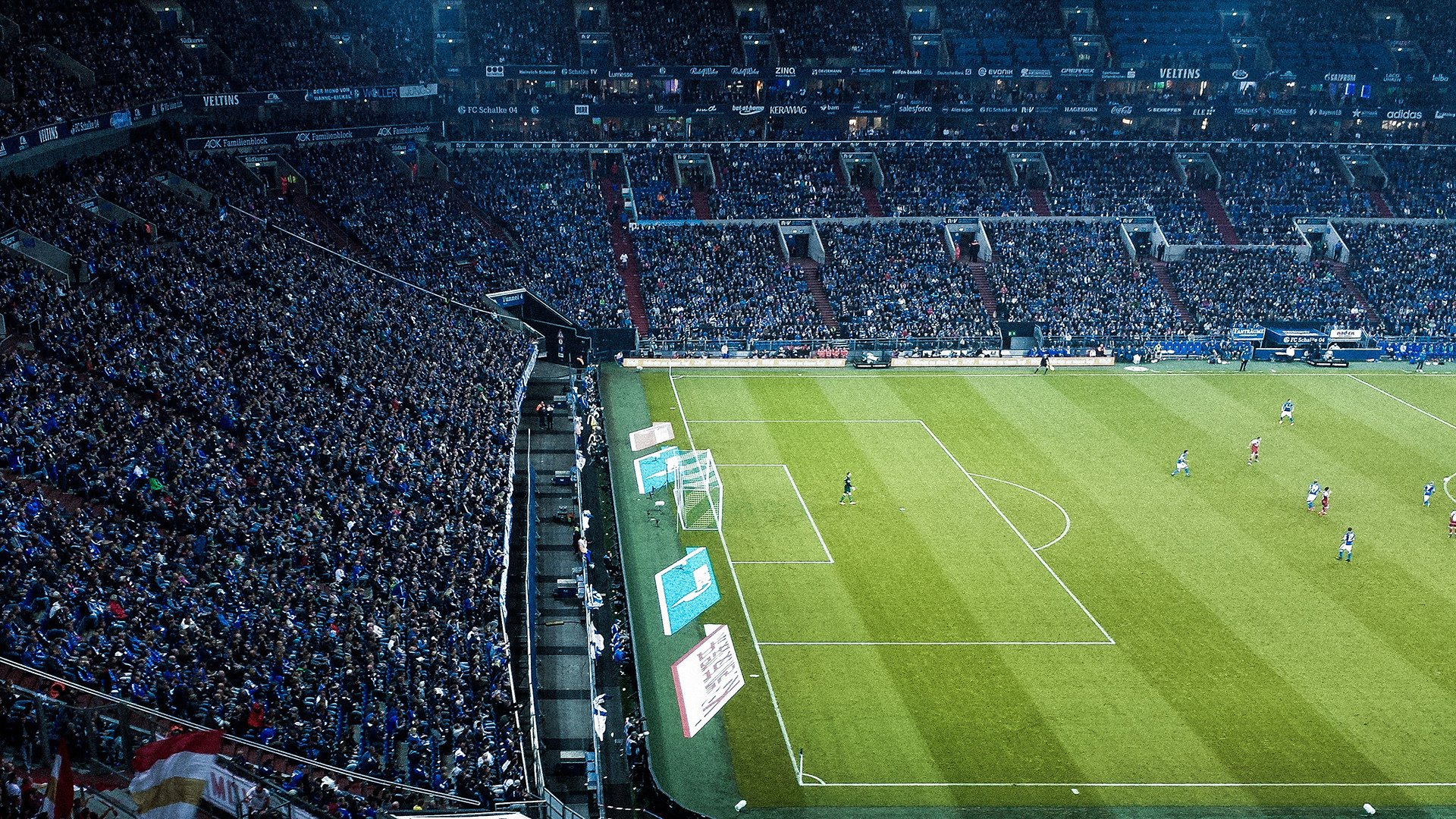 九游游戏中心官网-球场瞬间：全场最精彩、最震撼的放大版，球场上的精彩瞬间